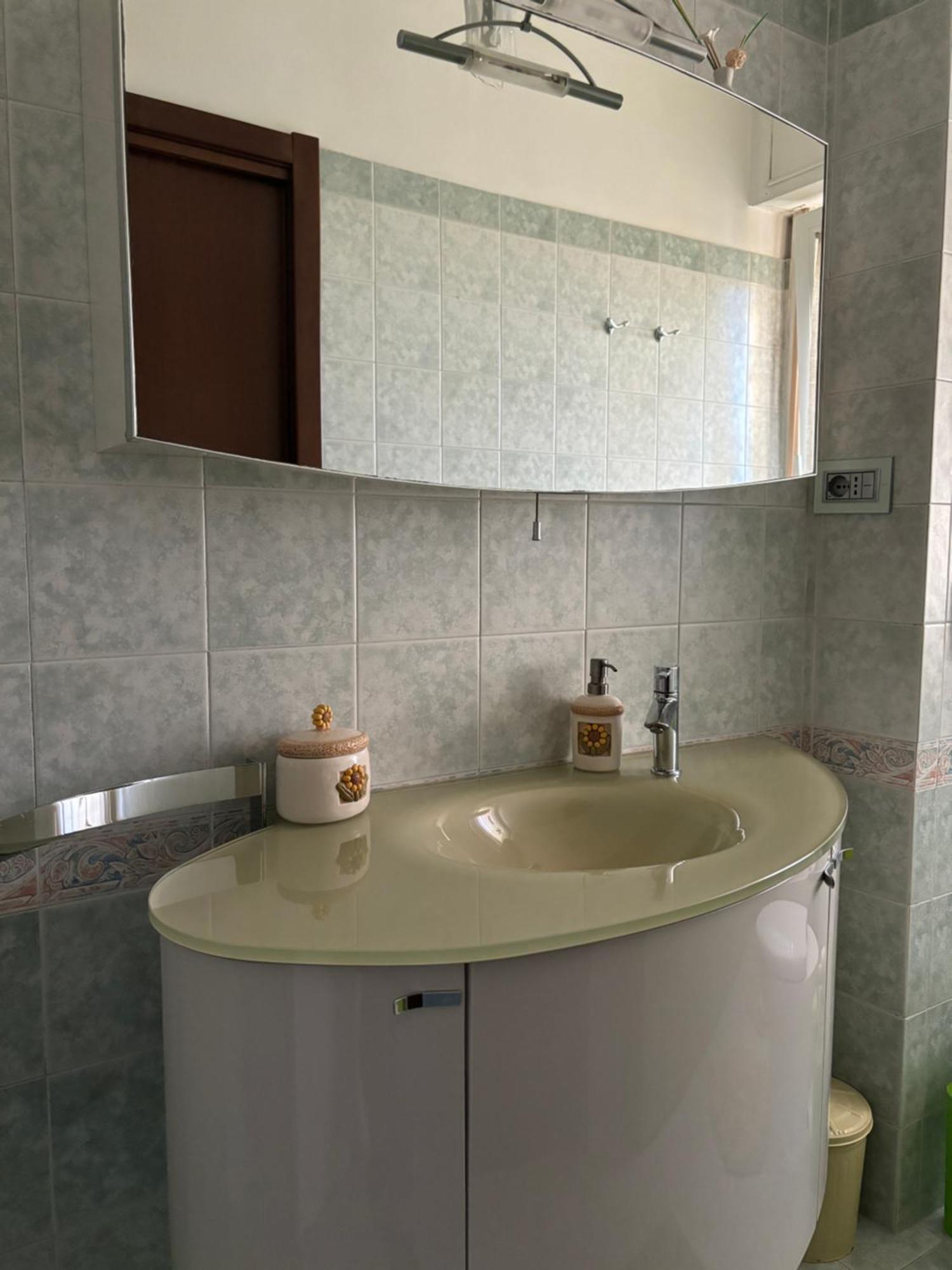 Grelly's House - In - 50 Meters From The Metro