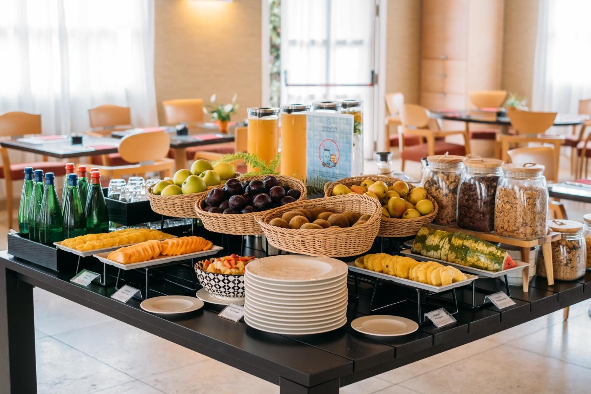 Sheraton Parco De' Medici 4*