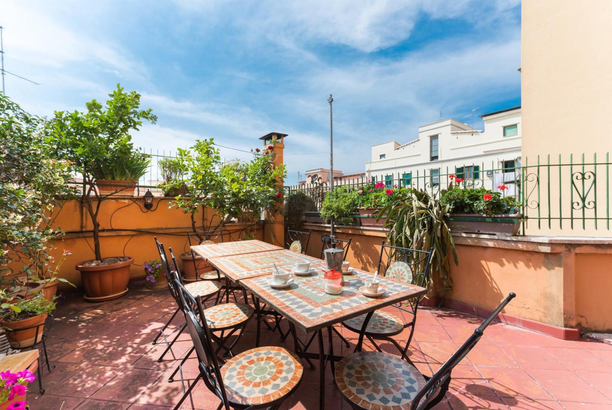 Casa Via Cesena * Roma