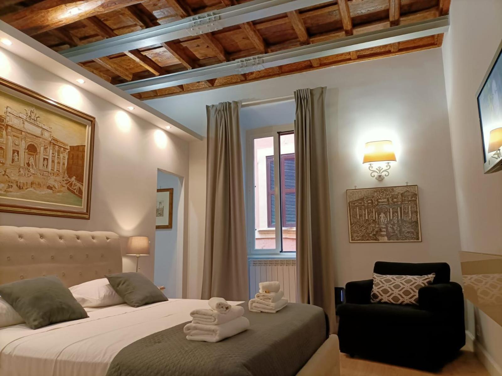 Fontana Di Trevi - Historic Center Apartment