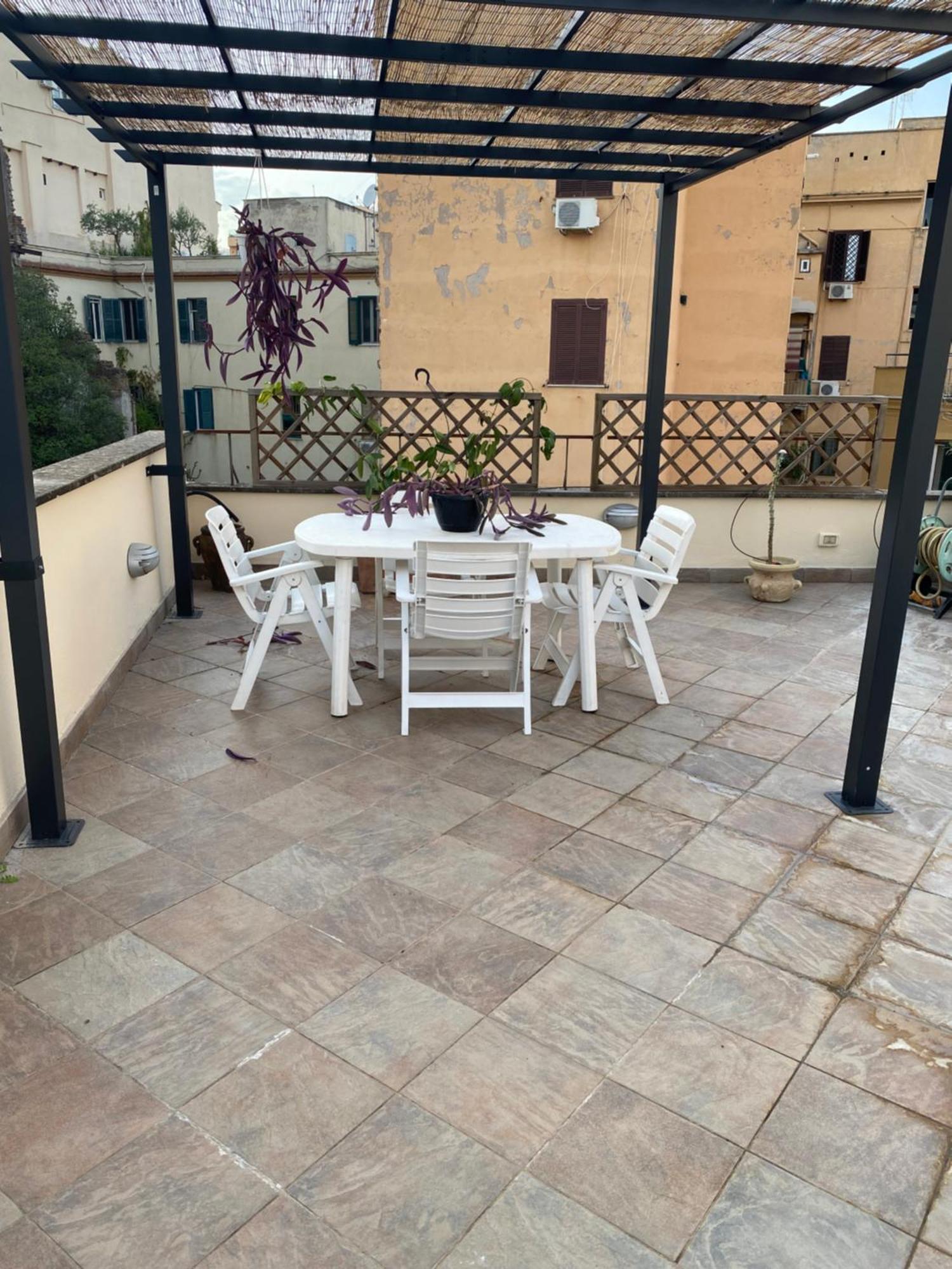 Interno Otto