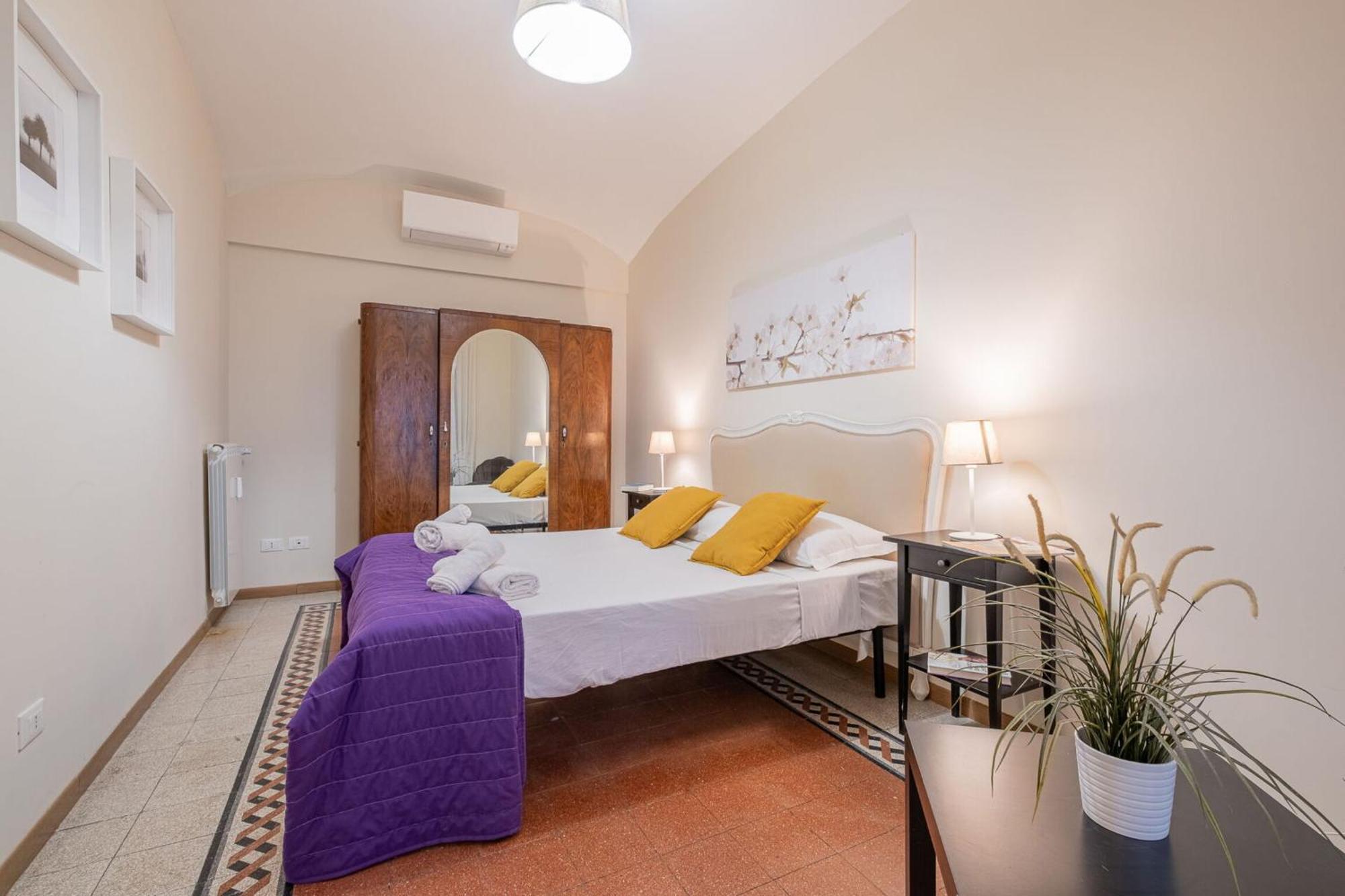 Apartment Merulana House