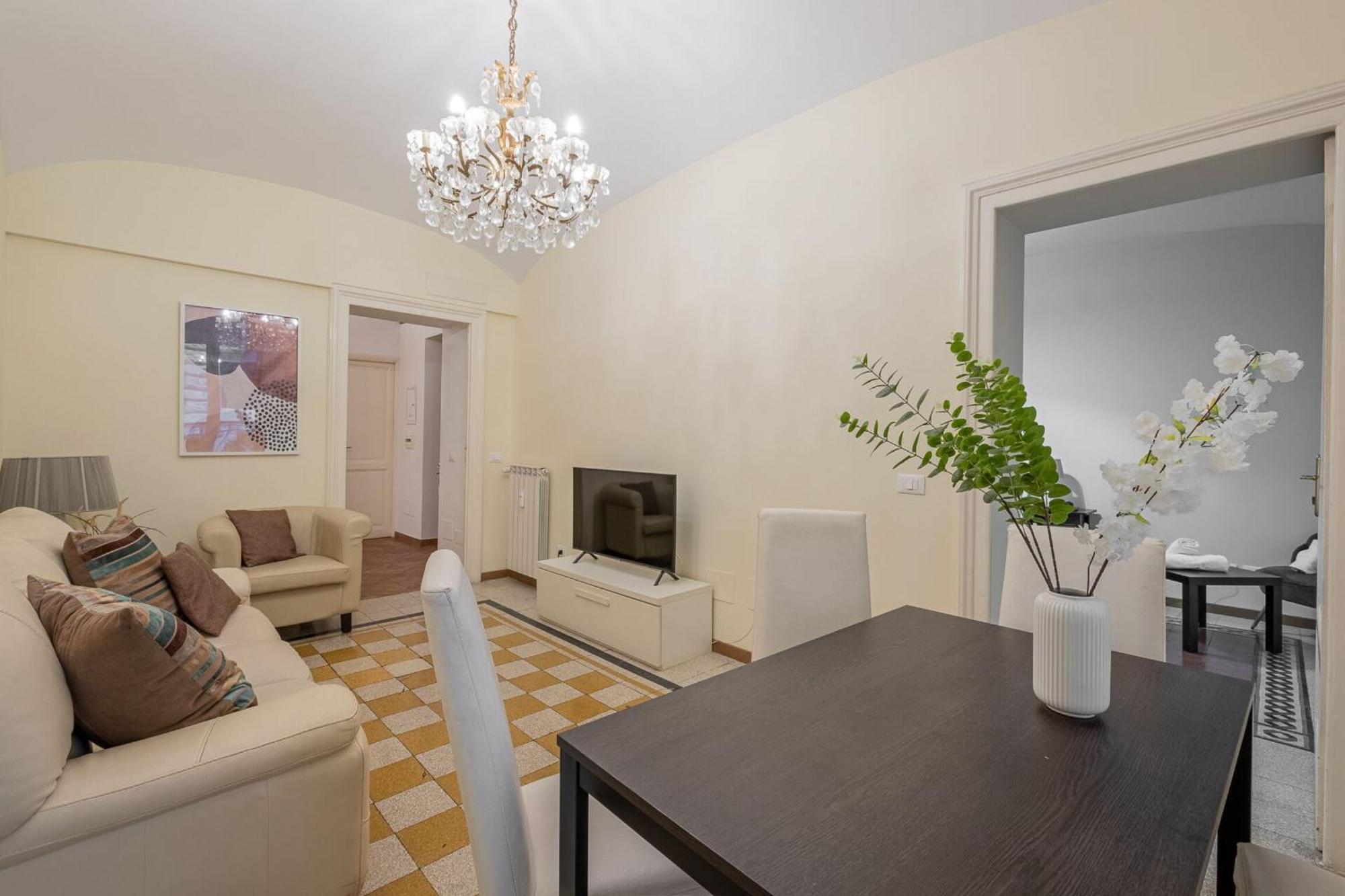Merulana House Apartment *