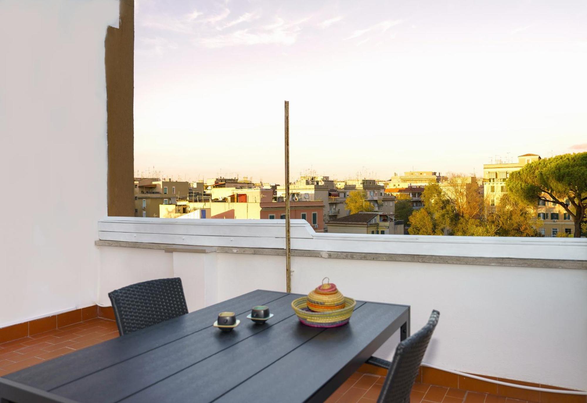 Appartamento Rooftop Quadraro *