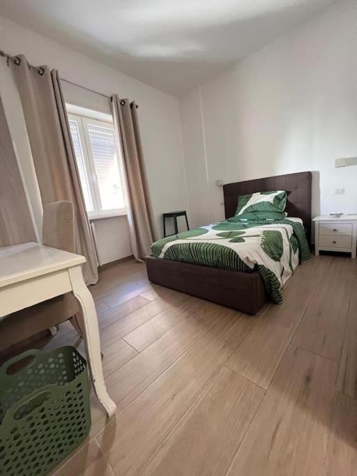 Grazioso Tiburtina - 3 Bedrooms Apartment Rome
