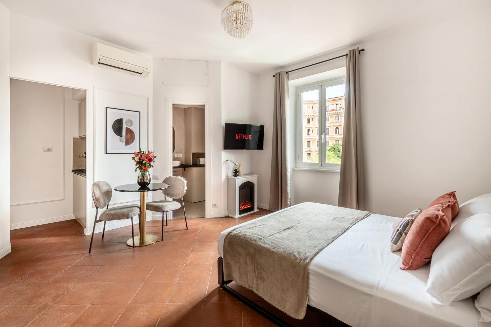 White Flat Termini Apartment *