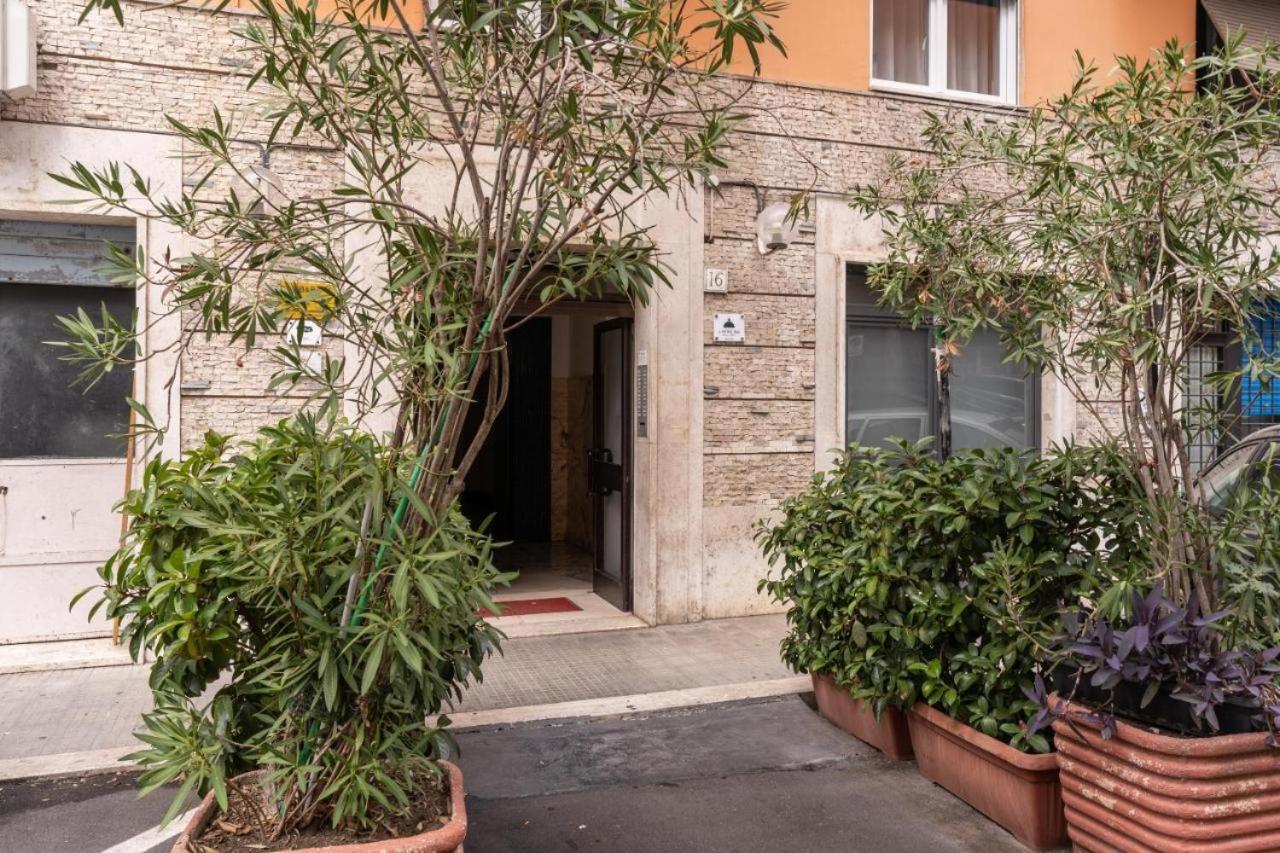Delia's Vatican House Near St Peter's Appartamento *