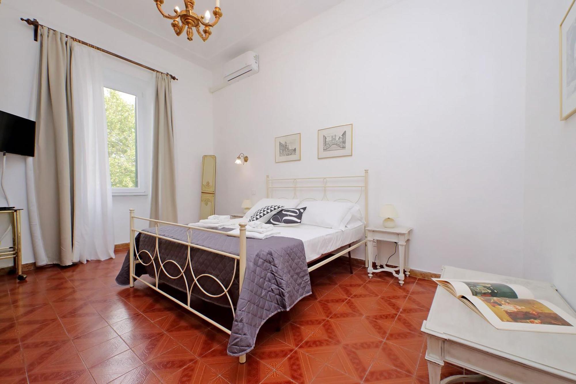 4bnb - Queen Mary Vatican Rom