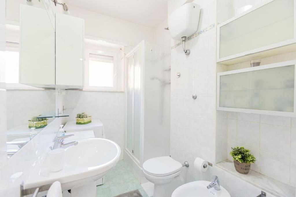 Apartamento Casa Kalimera Vicino Metro A Turistica