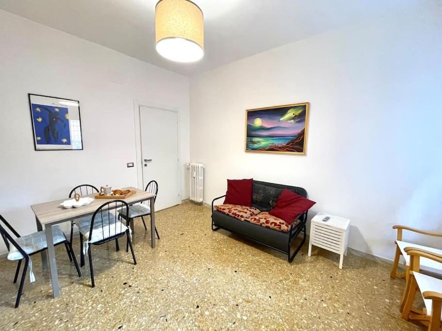 Ardeatino Apartamento *