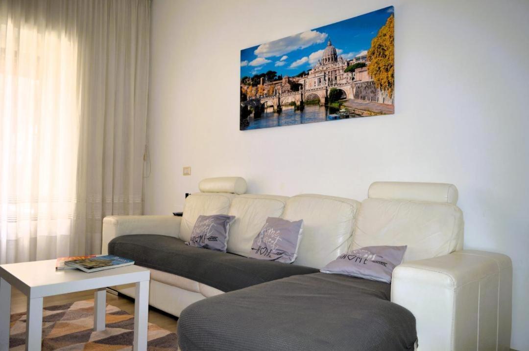 Fem House Apartment *