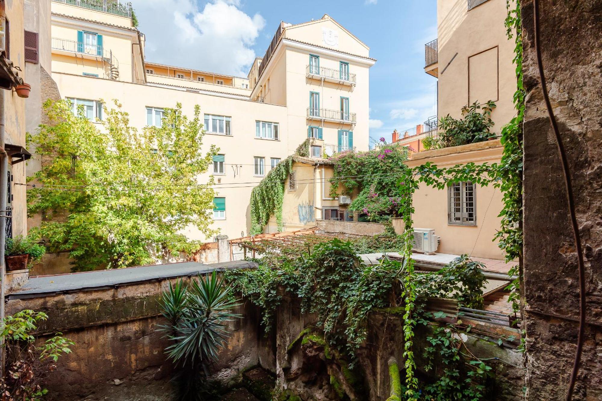 Trastevere Lungaretta Apartment Rome