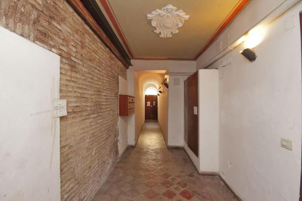 Leilighet Charming Restored Loft In The Heart Of Trastevere *