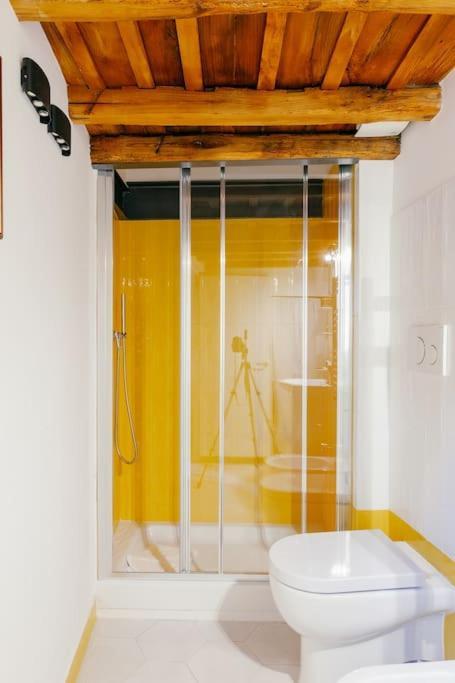 Charming Restored Loft In The Heart Of Trastevere Appartamento Roma
