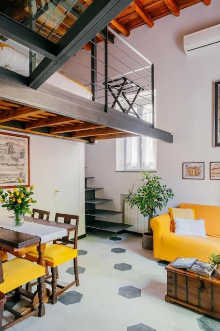 Charming Restored Loft In The Heart Of Trastevere * Roma