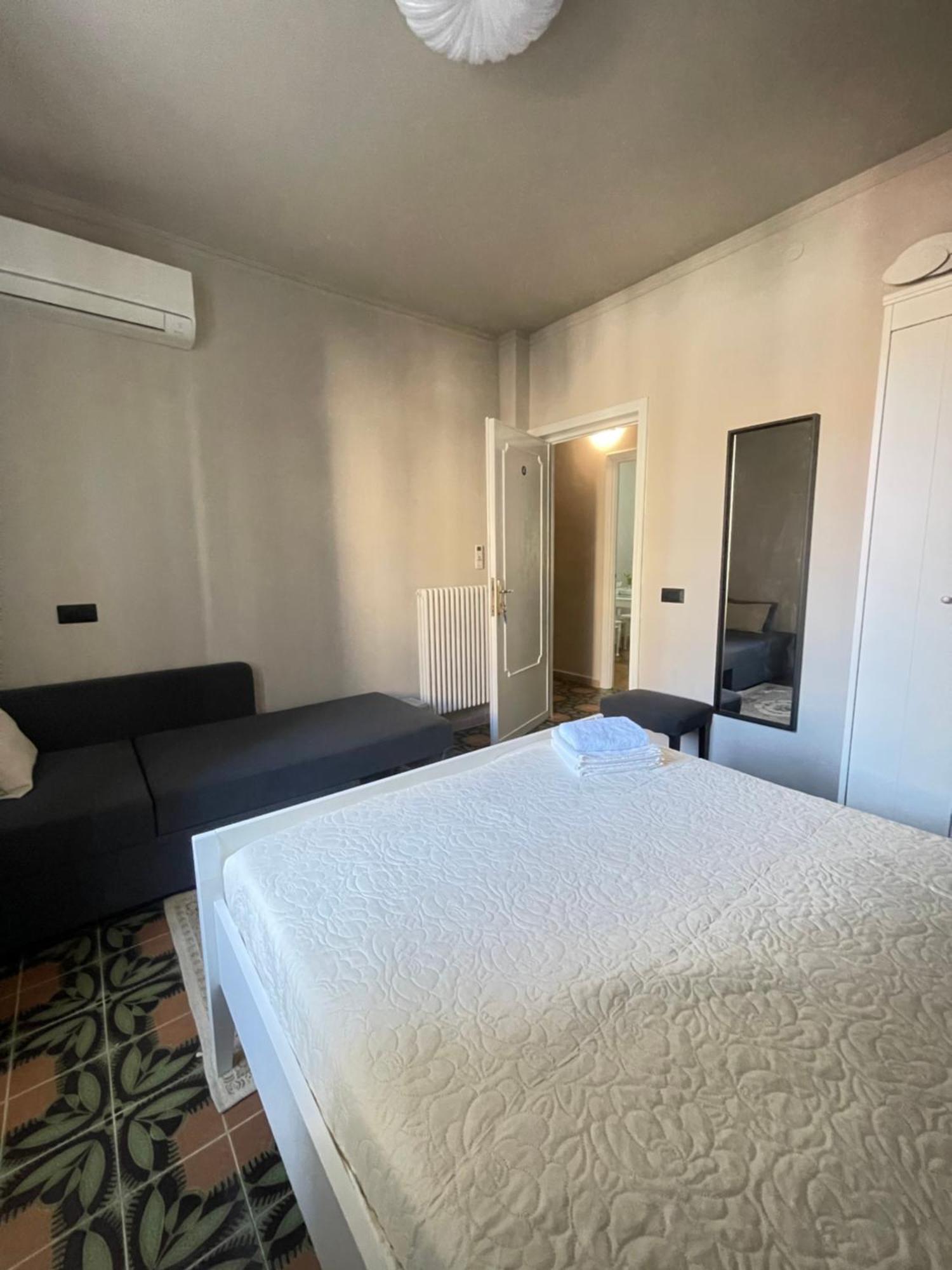 Privat overnatting Sundarban Roma