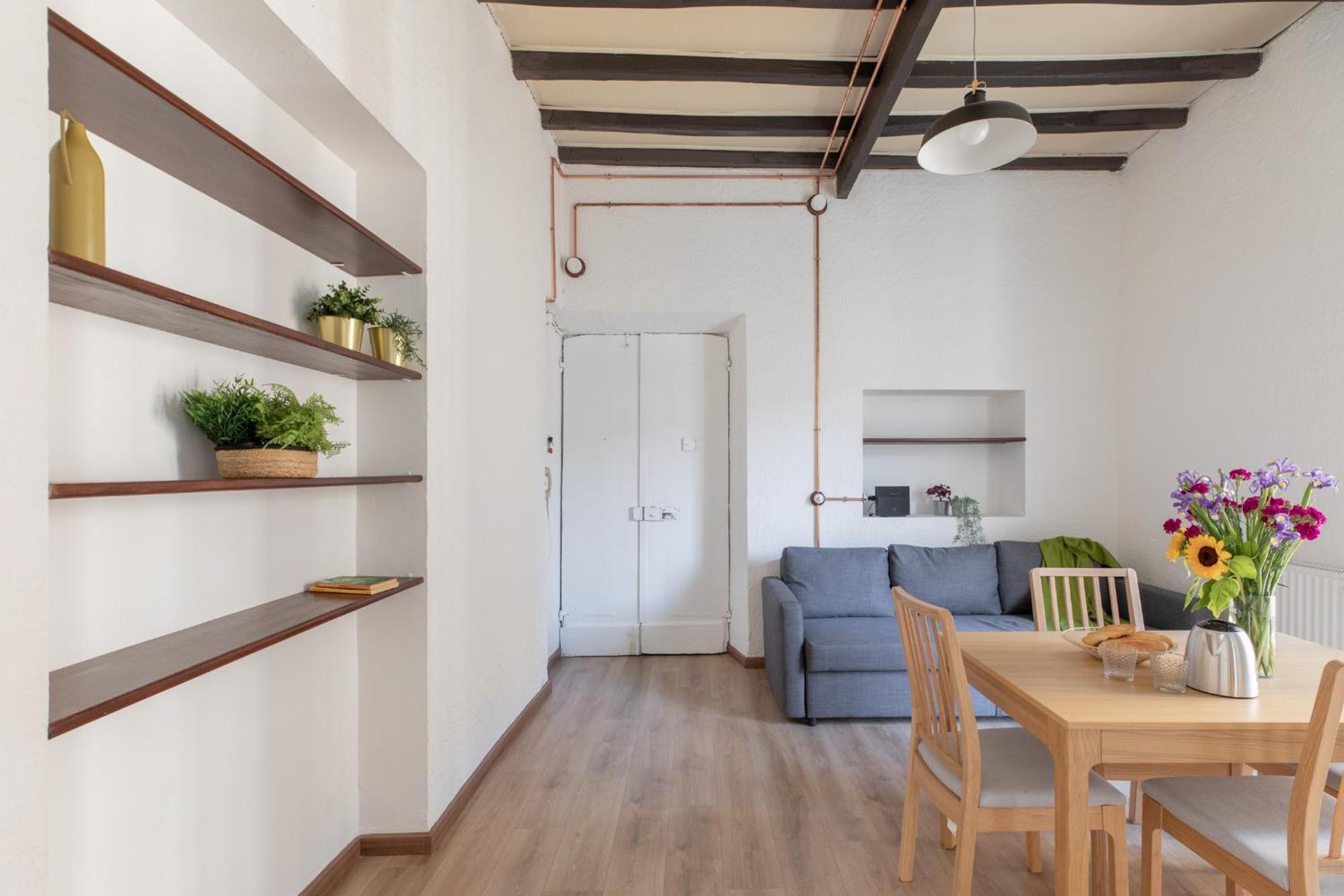 Iflat Bright Brand New 3-bedroom In Monti *