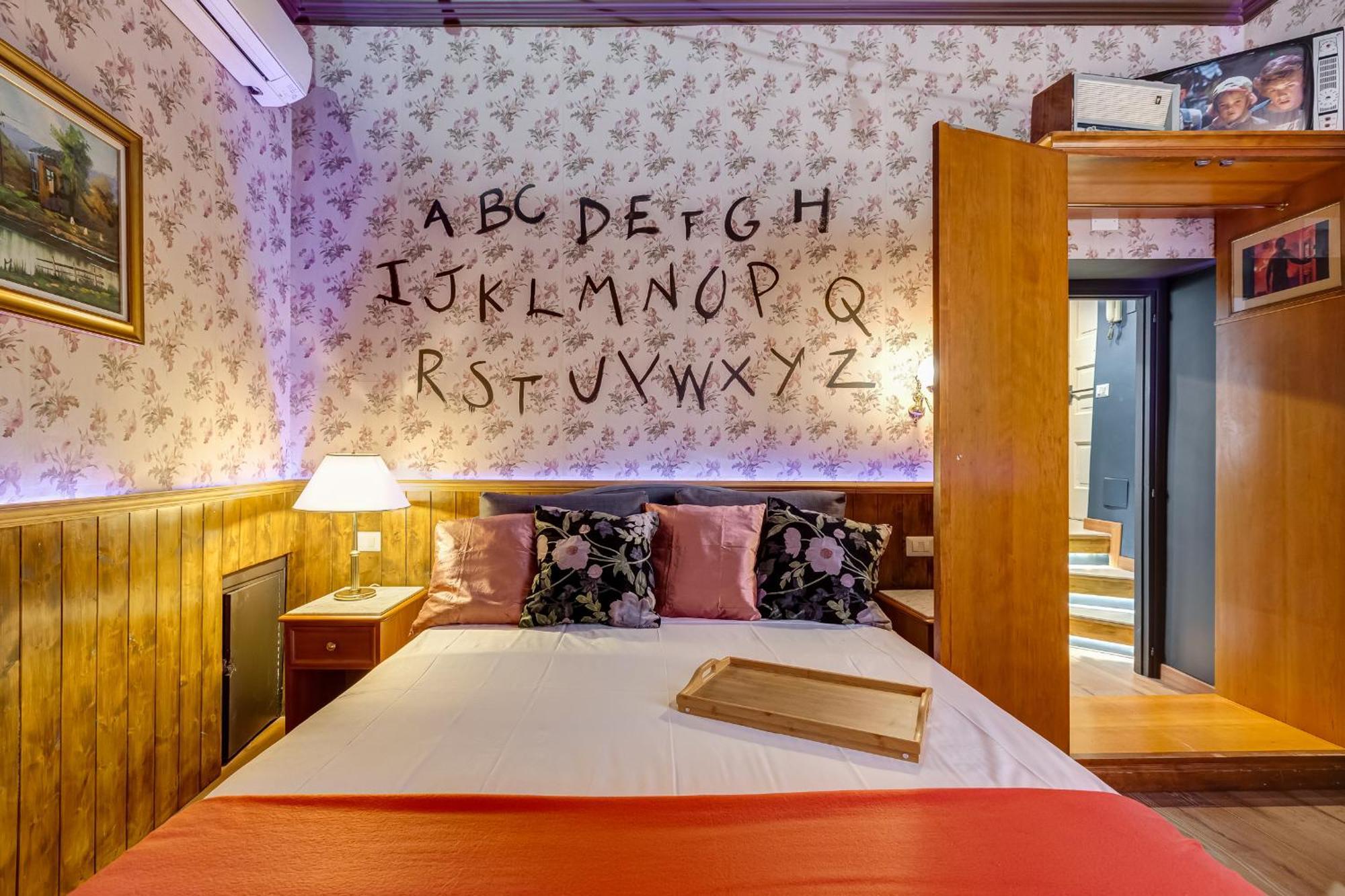 Stranger Pod Apartment *