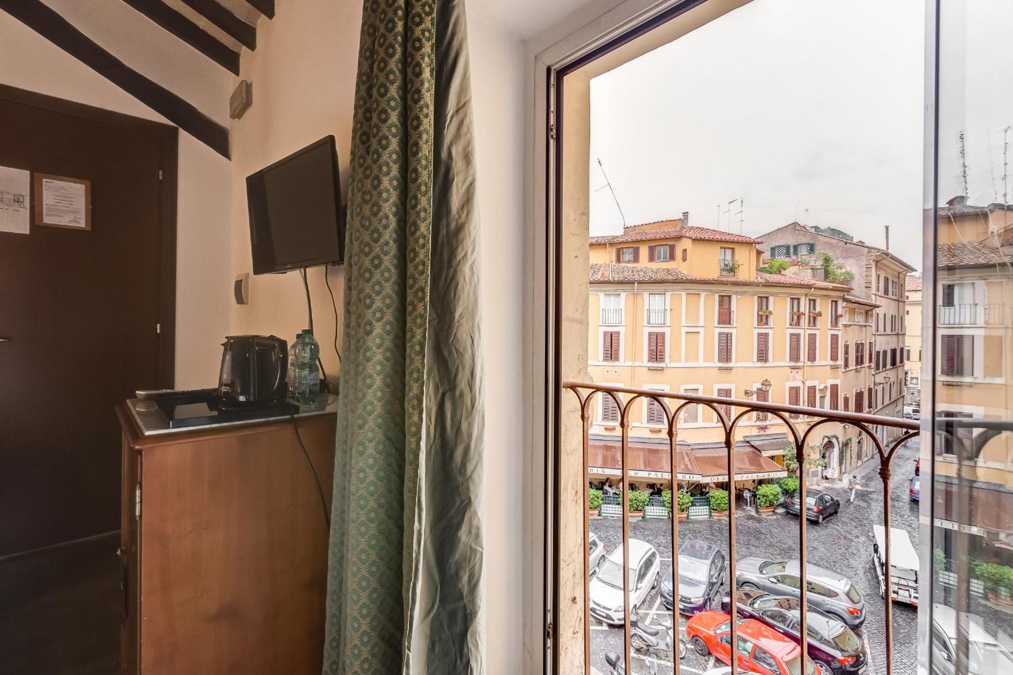 Clod's Pods * Roma