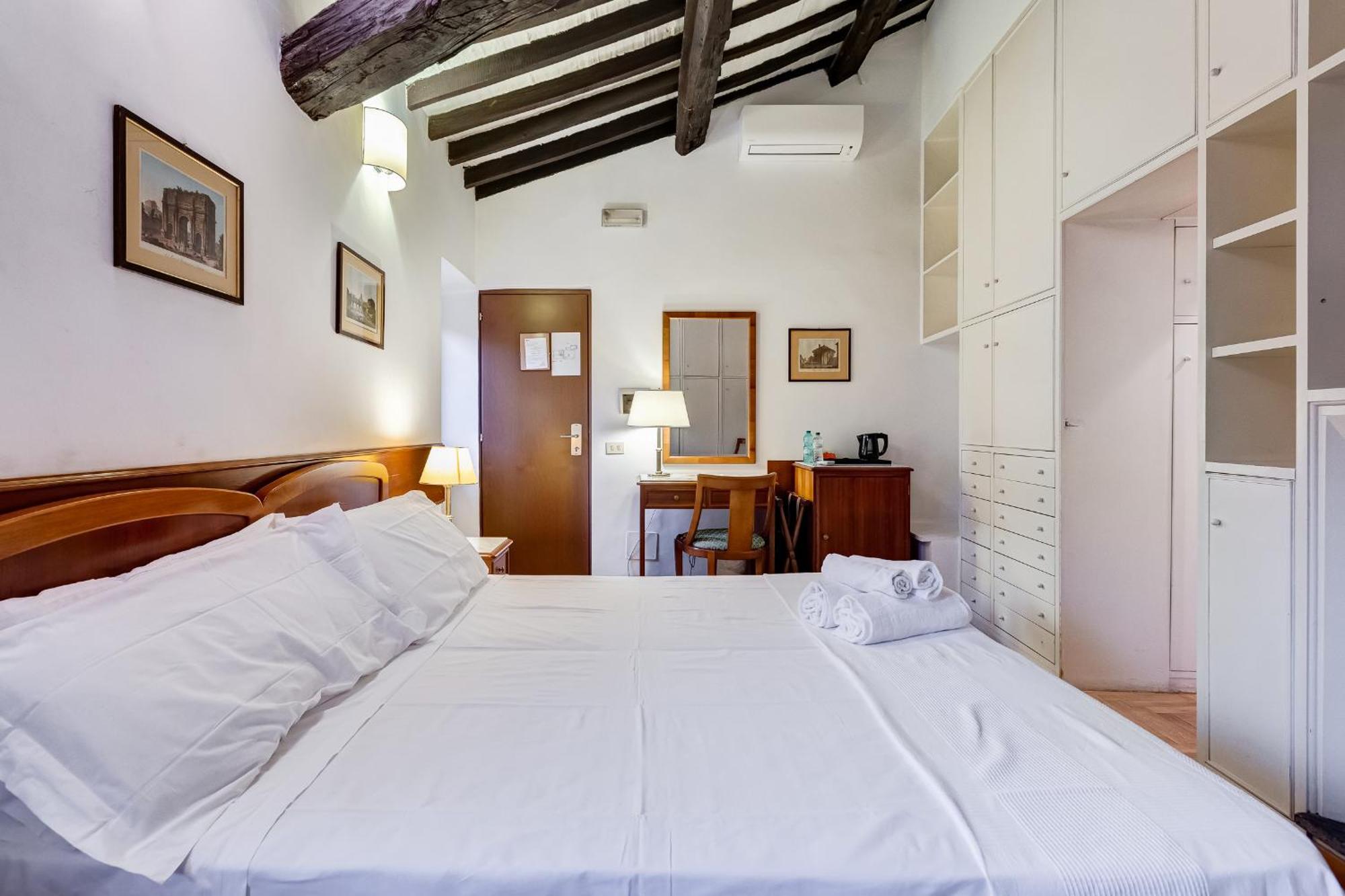Clod's Pods * Roma