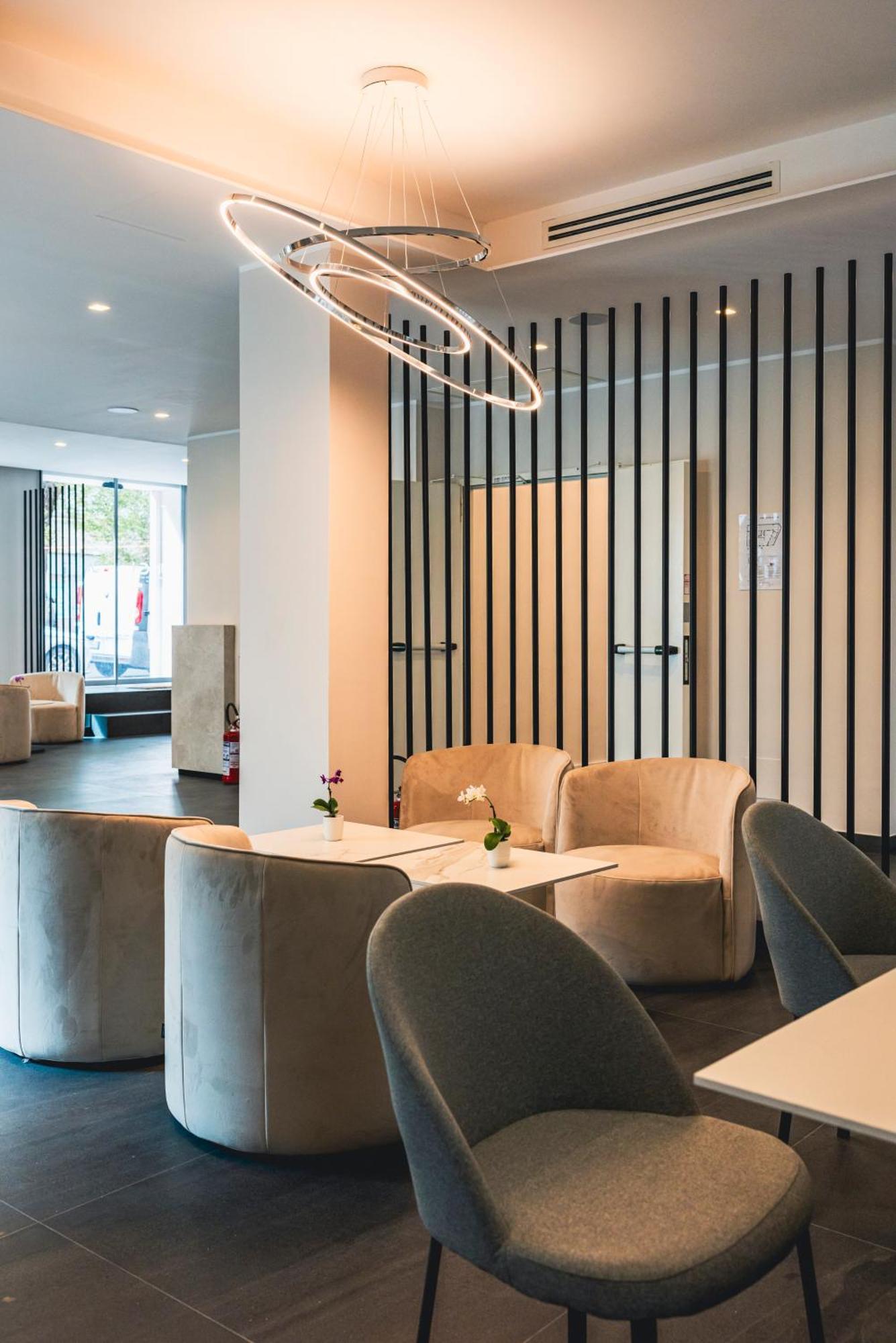 Hotel J Maluni