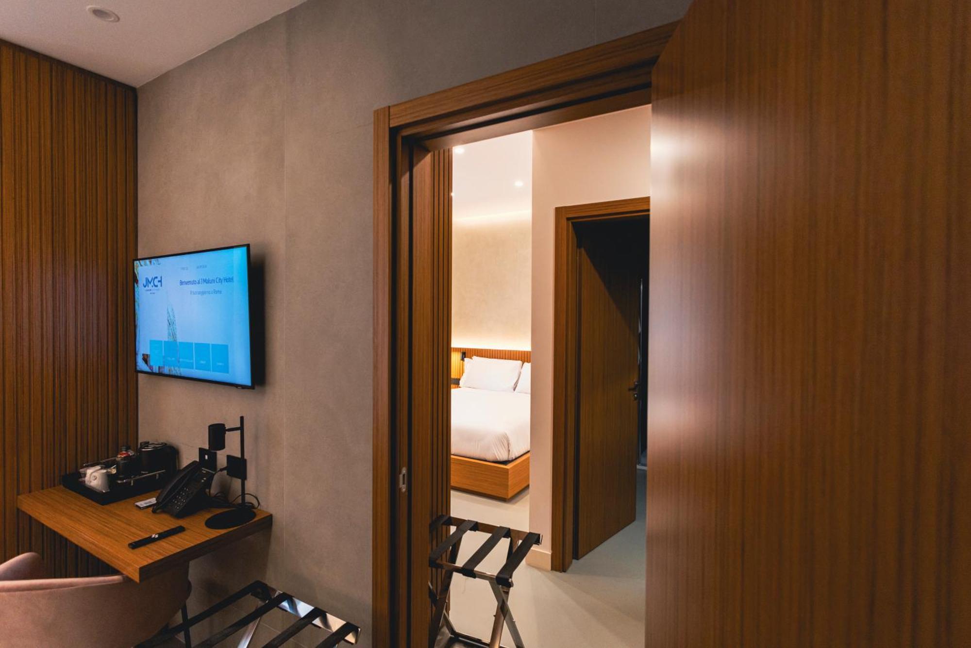 Hotel J Maluni