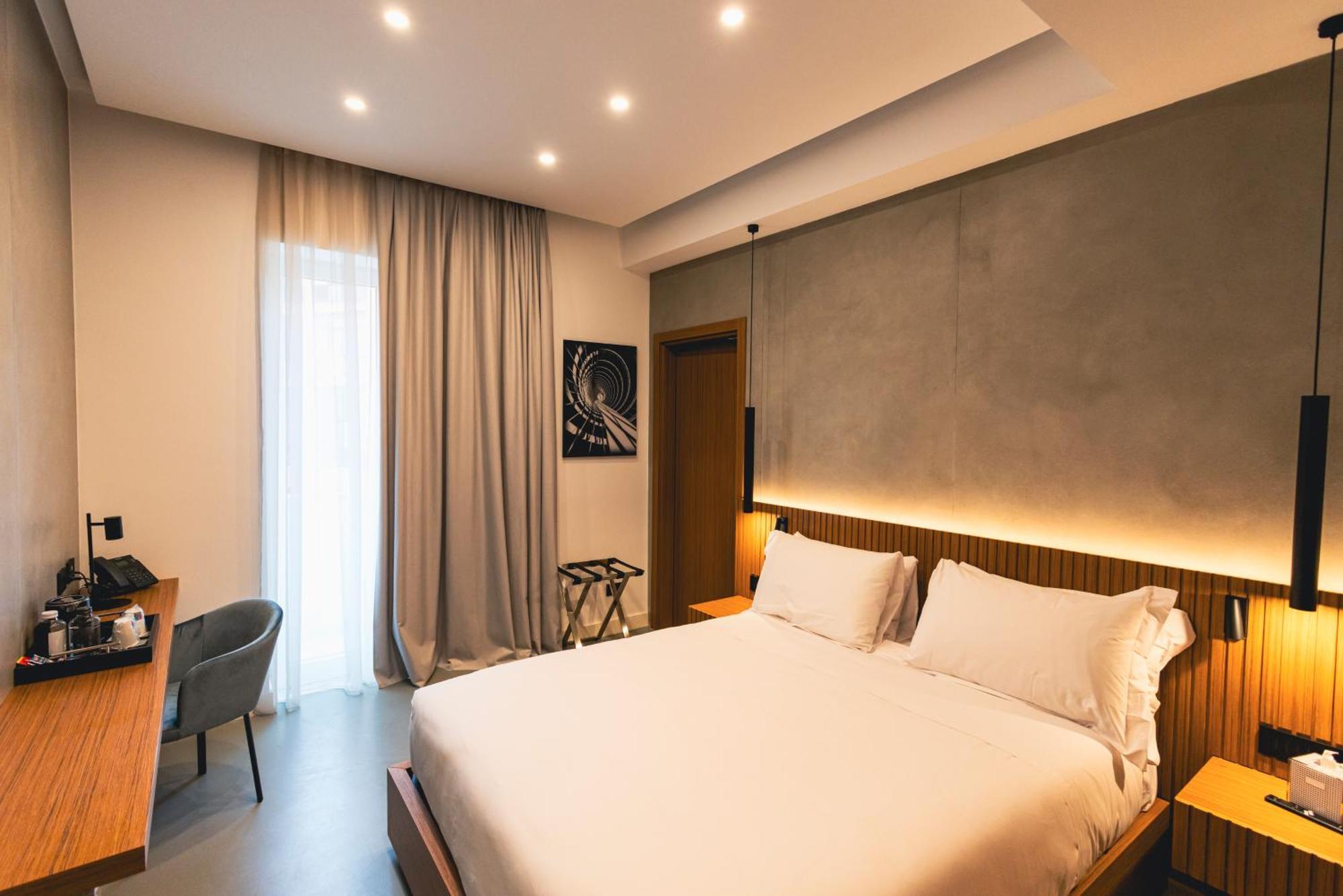 Hotel J Maluni Roma