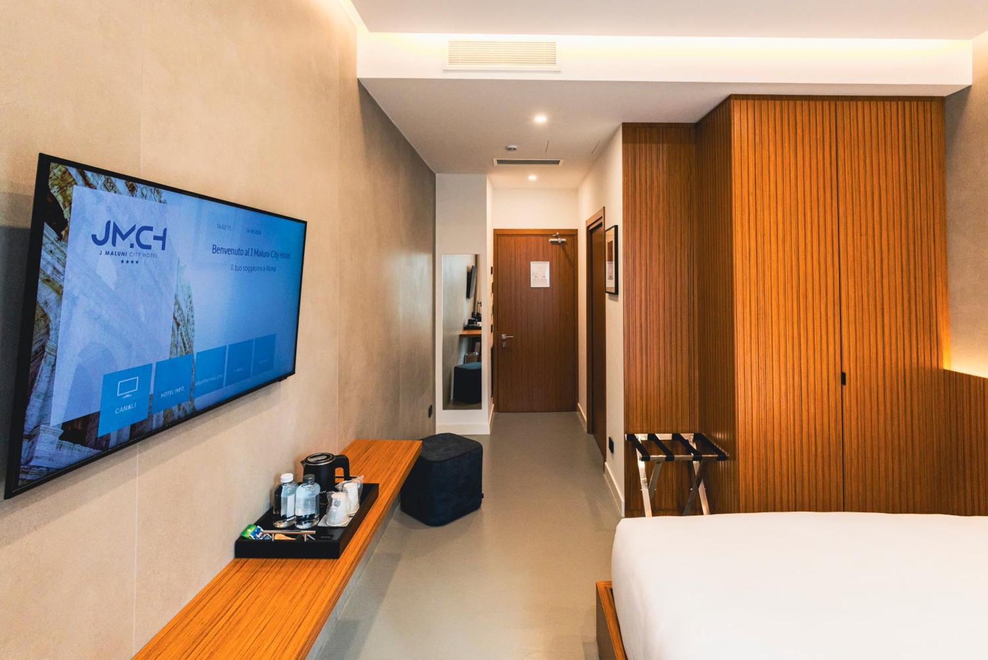 Hotel J Maluni Roma