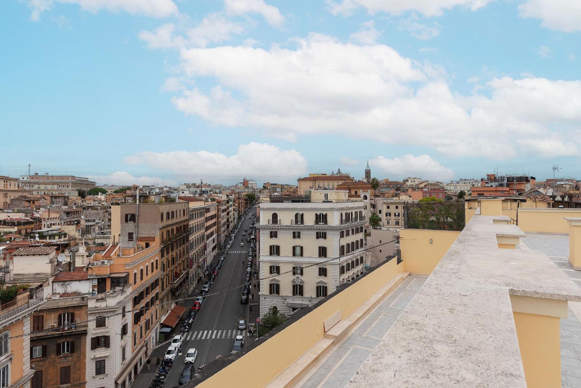 Apartamento Joivy Cavour Luxury Roma