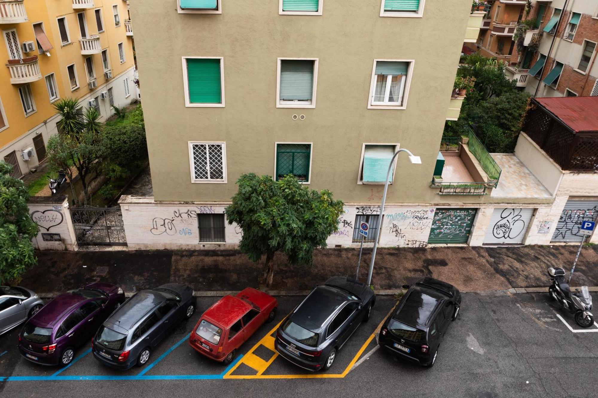 Apartment Suitte In San Giovanni Near Basilica - - *