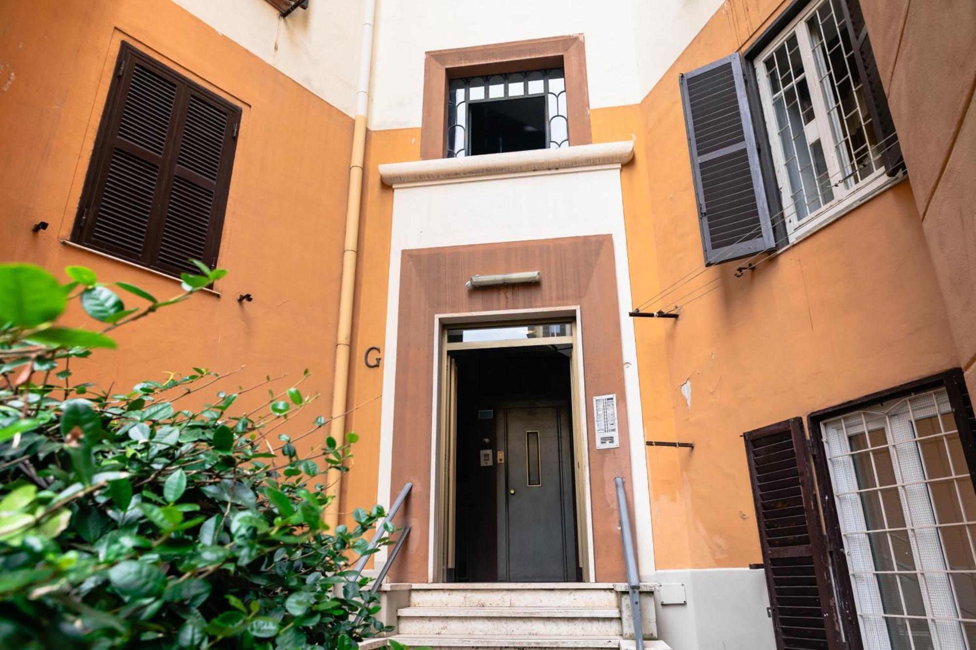 Apartment Suitte In San Giovanni Near Basilica - -