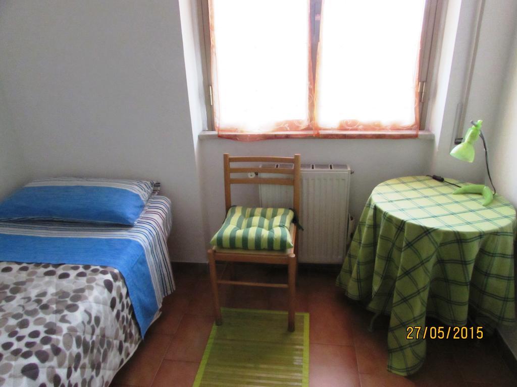 Thousand Sunny Hostal