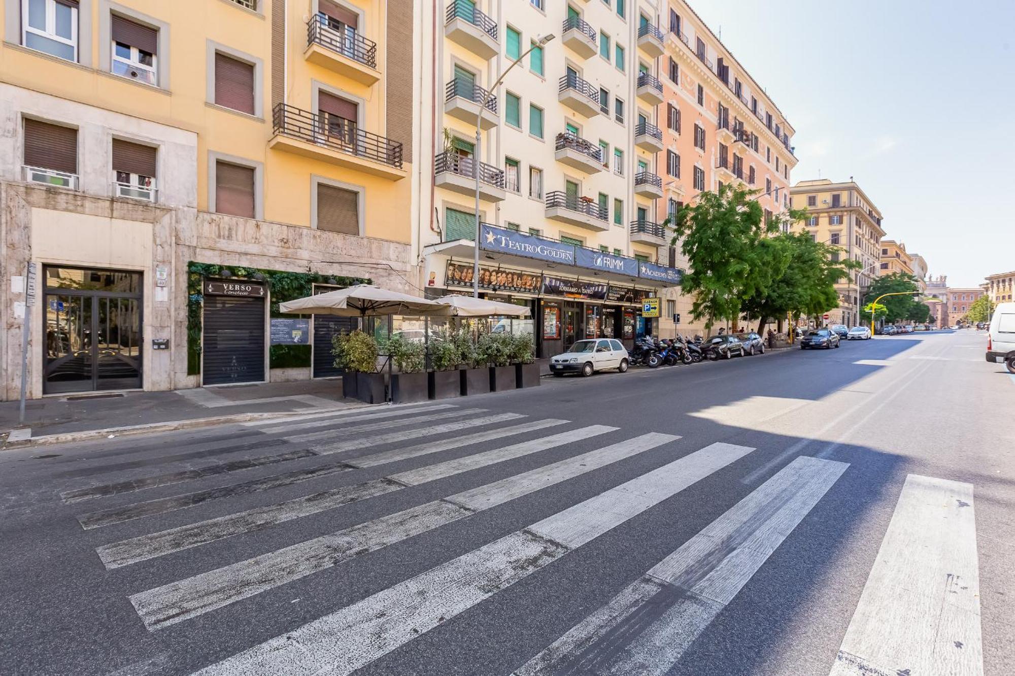 San Giovanni Attico Luxury Vicino Metro A E C Appartamento *