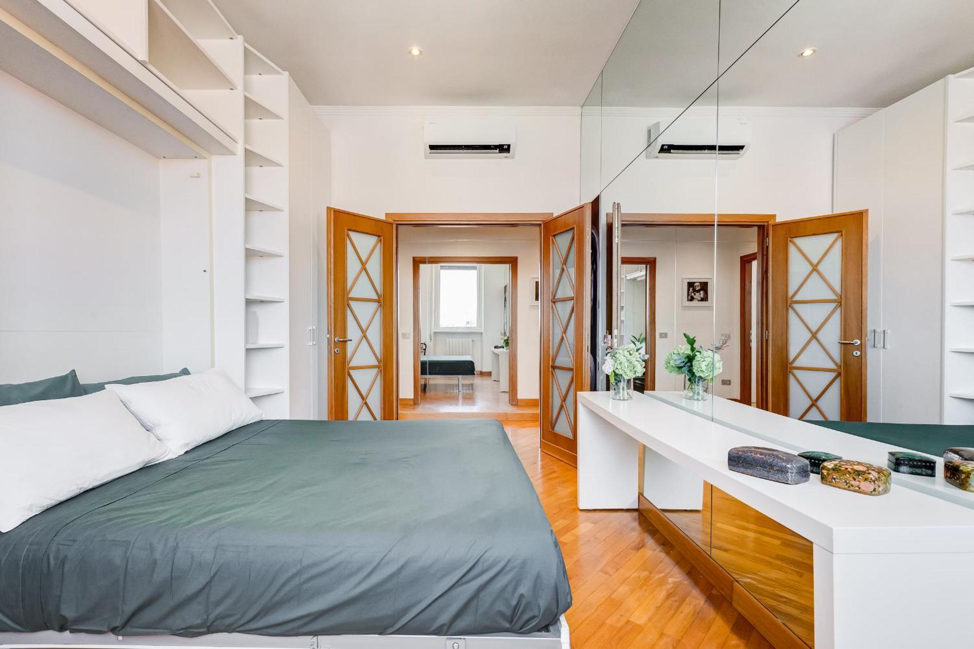 Appartamento San Giovanni Attico Luxury Vicino Metro A E C *