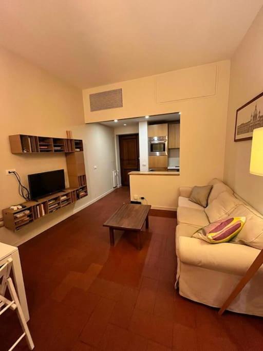 Colosseum - Your Cozy Escape Roma
