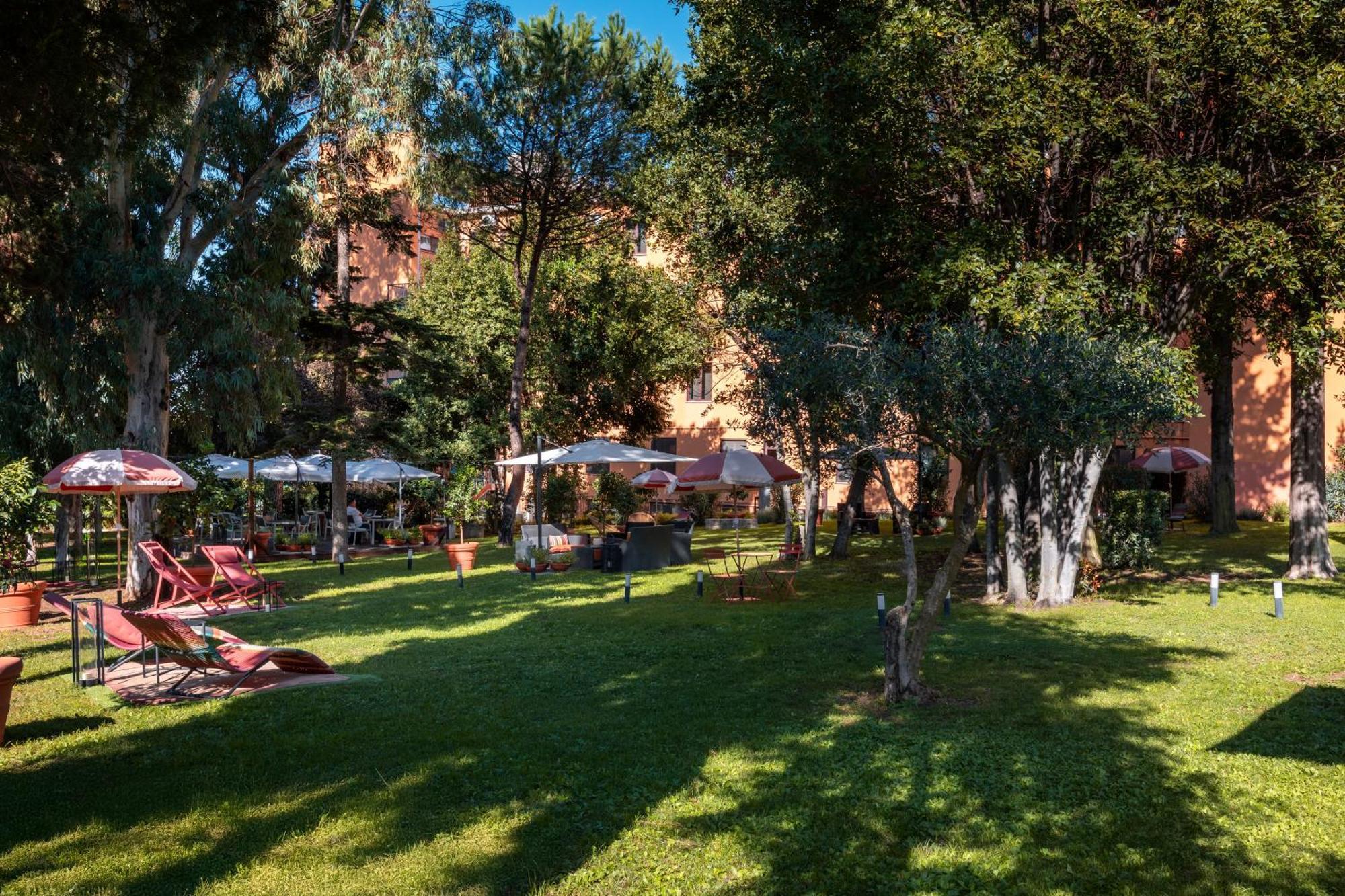Garden Area Eur Rome