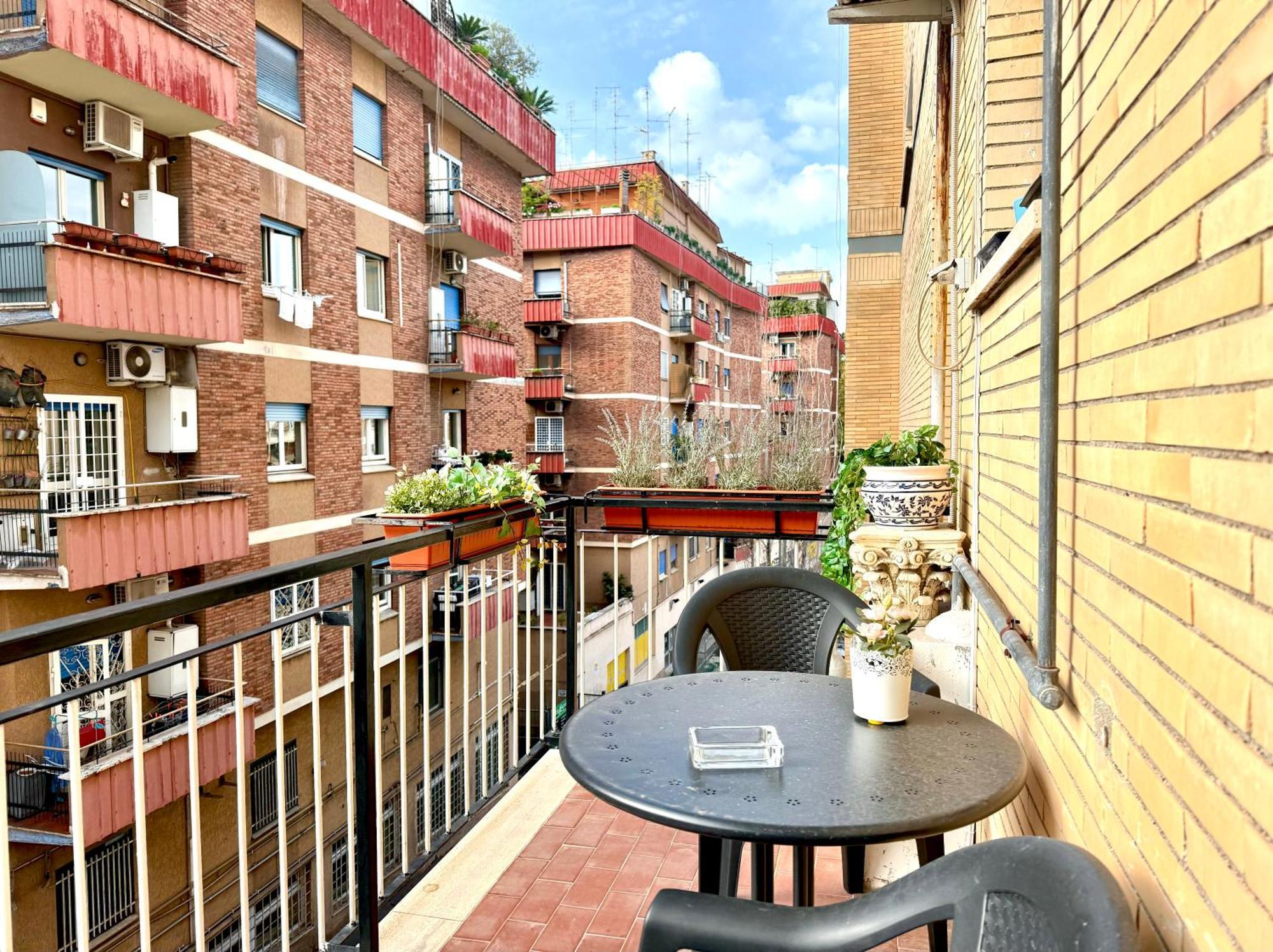 5 Min Da Metro San Paolo Apartment Rom