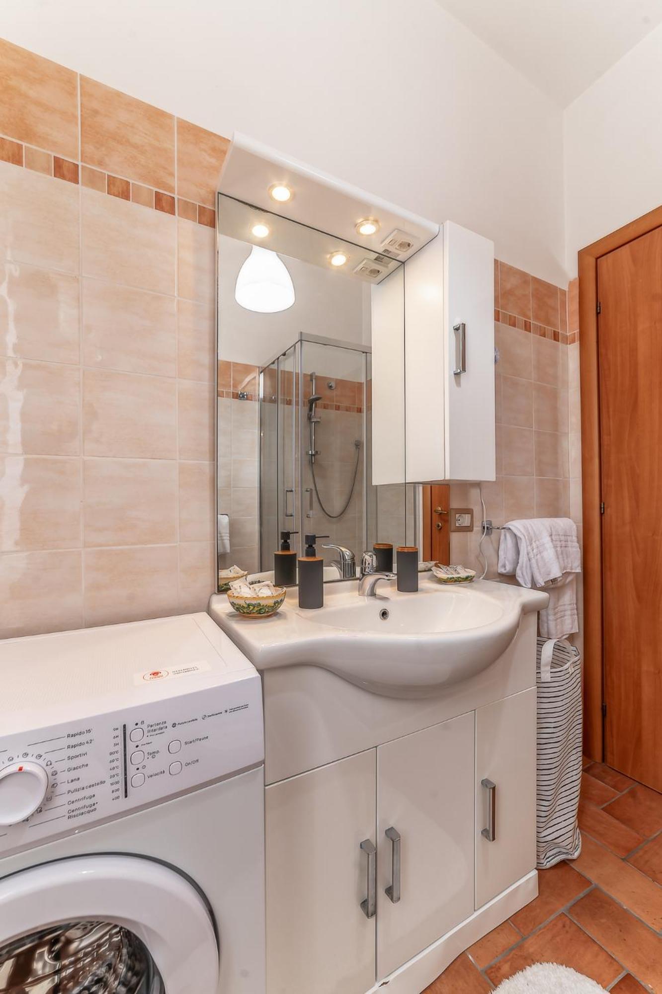 Greta Flat - Ospedale Gemelli - Wifi * Roma