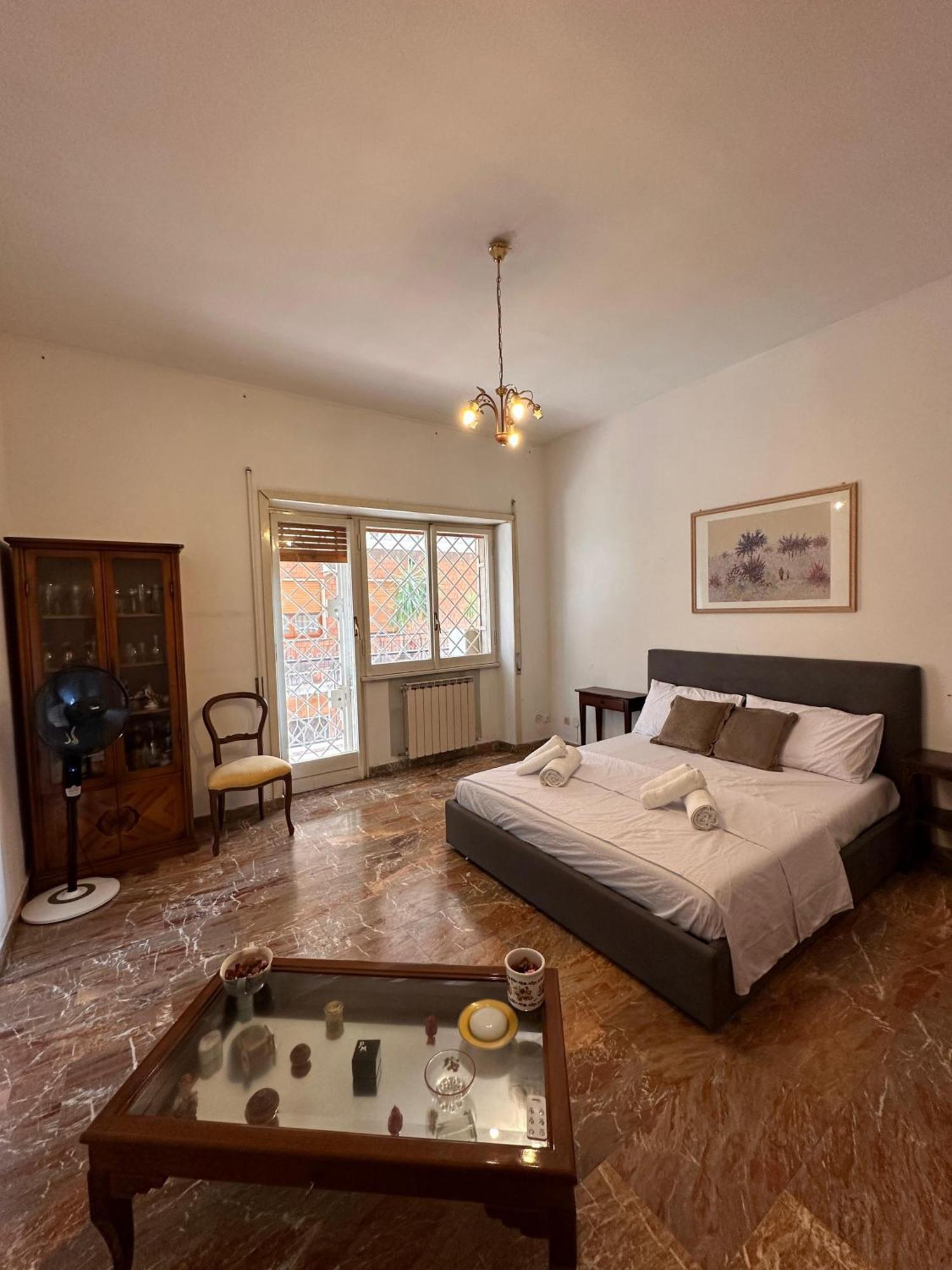Pamphili House Habitación en casa particular Roma