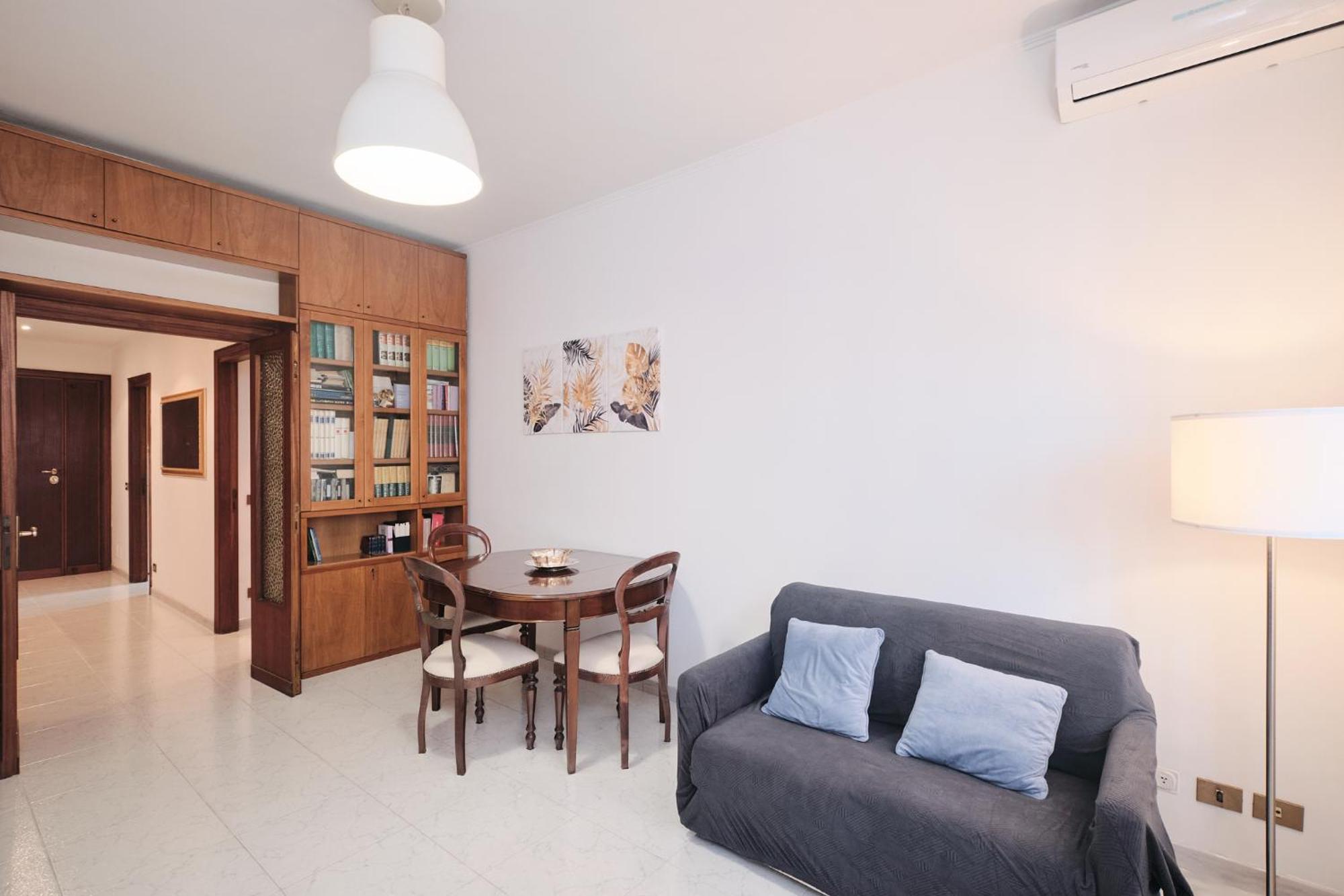 Parcheggio Gratuito, Wi-fi -netflix & Ac Apartamento *