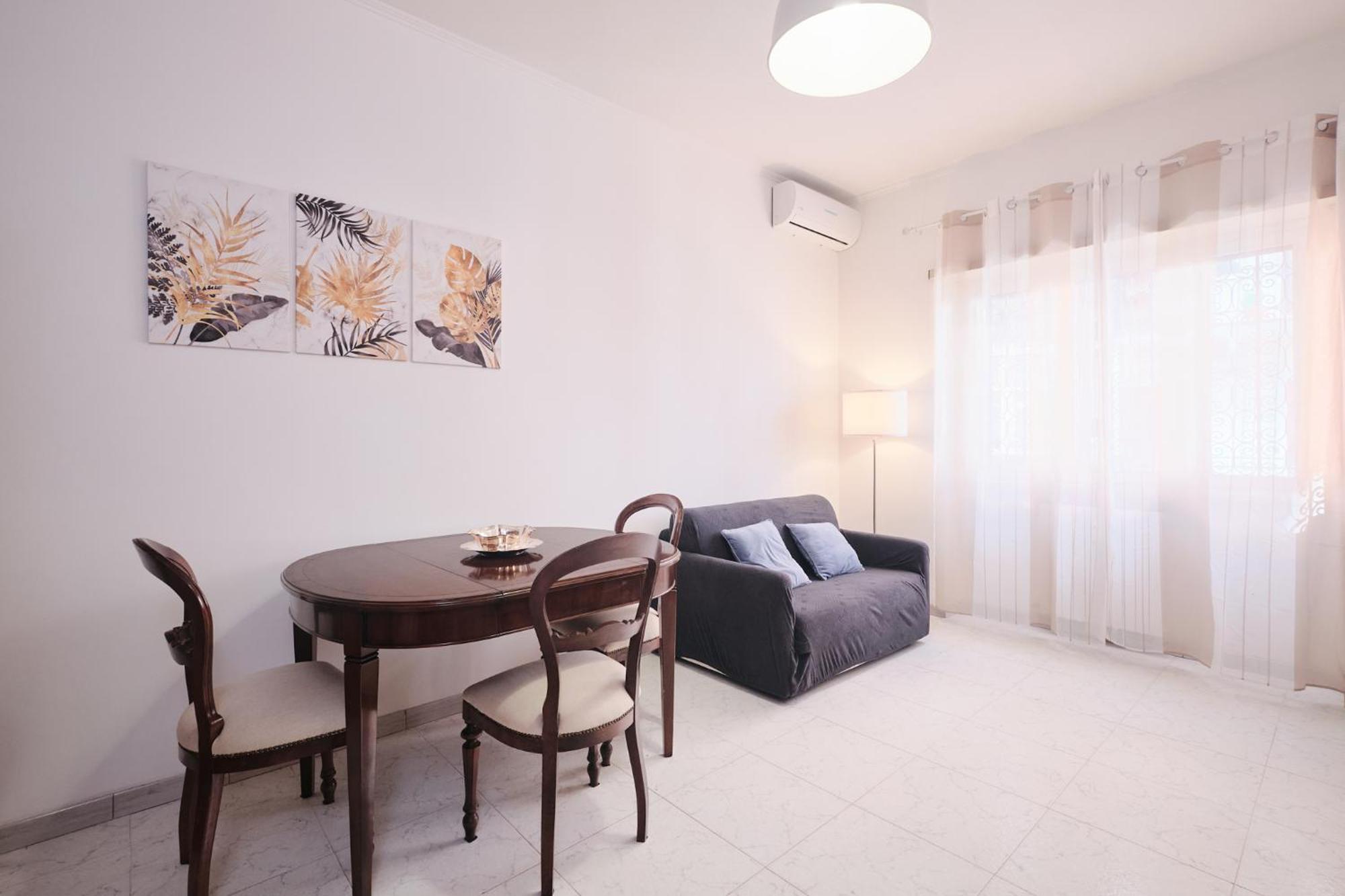 Apartamento Parcheggio Gratuito, Wi-fi -netflix & Ac
