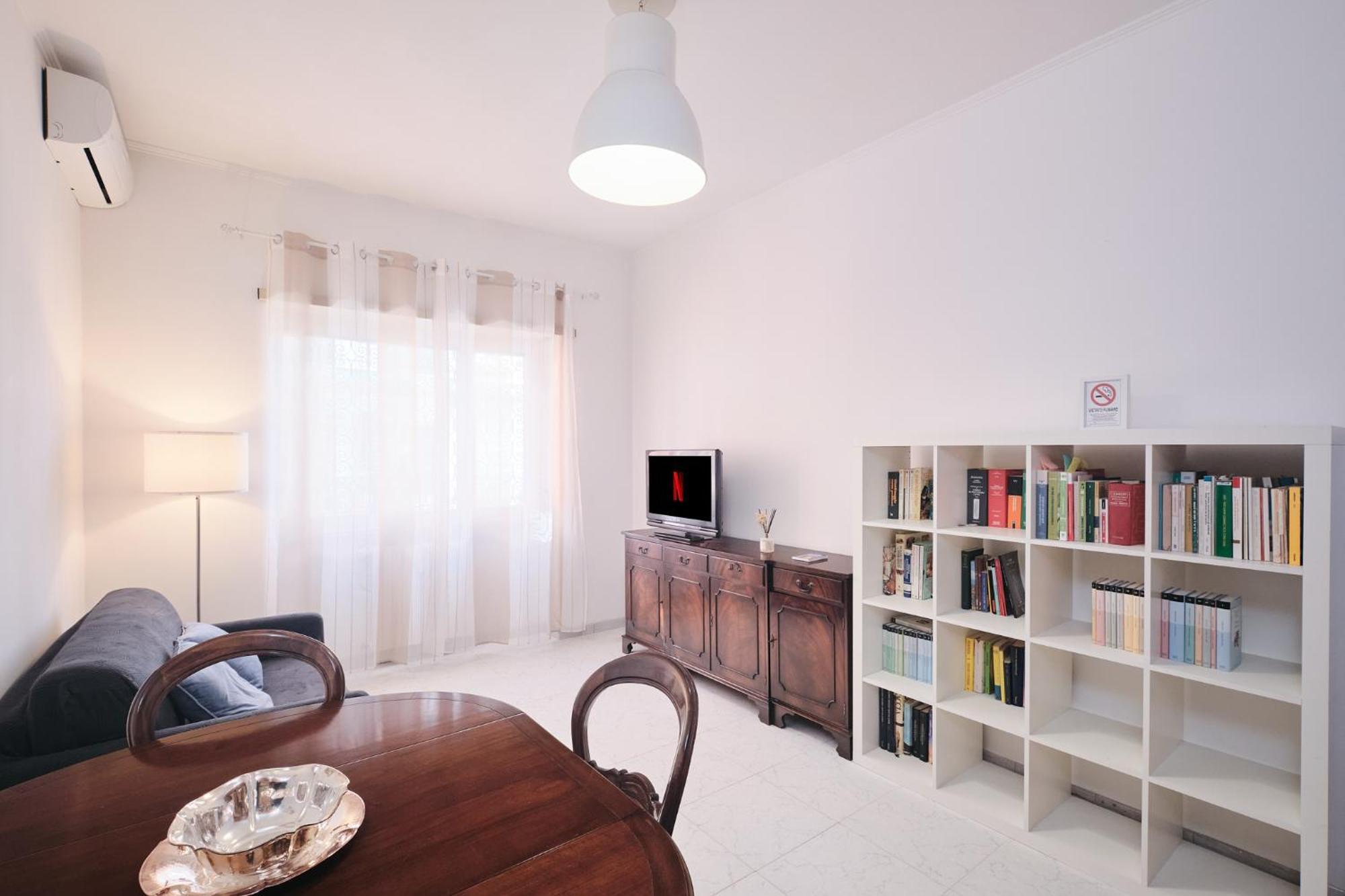 Apartamento Parcheggio Gratuito, Wi-fi -netflix & Ac