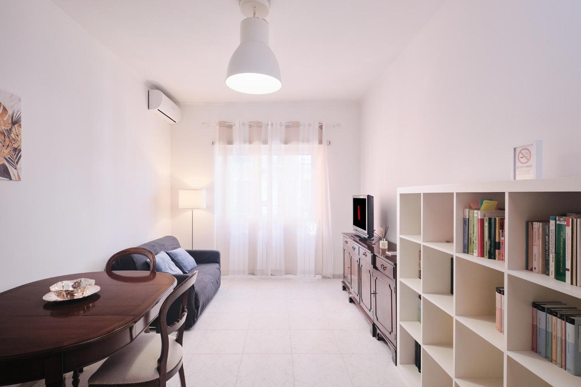 Parcheggio Gratuito, Wi-fi -netflix & Ac *