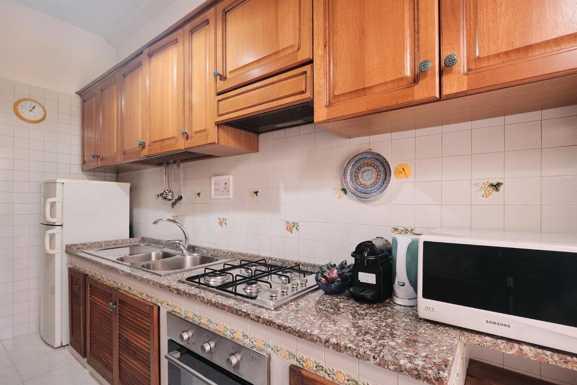 Apartamento Parcheggio Gratuito, Wi-fi -netflix & Ac