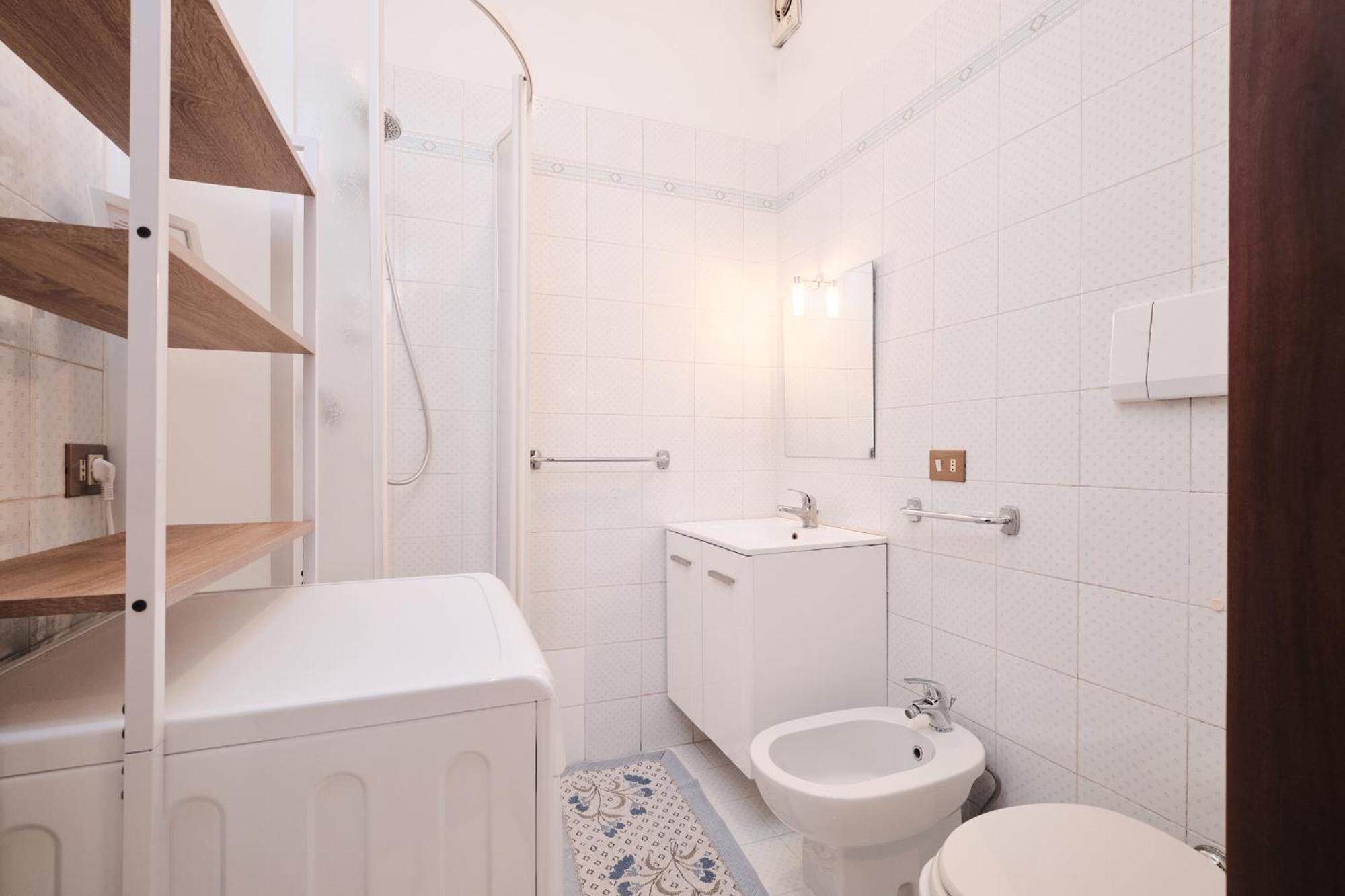Parcheggio Gratuito, Wi-fi -netflix & Ac Apartamento