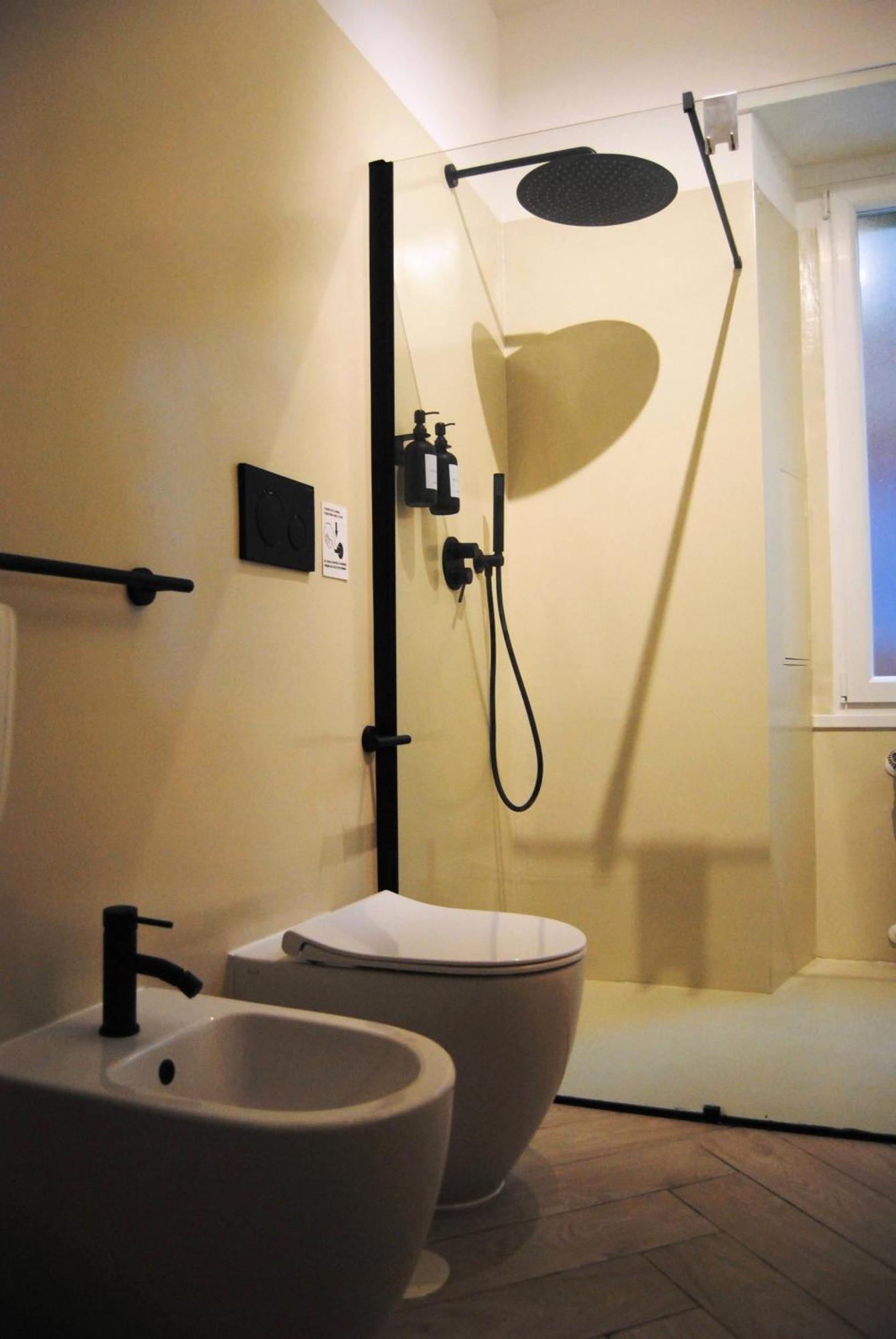 Apartment Con Corte Esclusiva I Metro A Rom