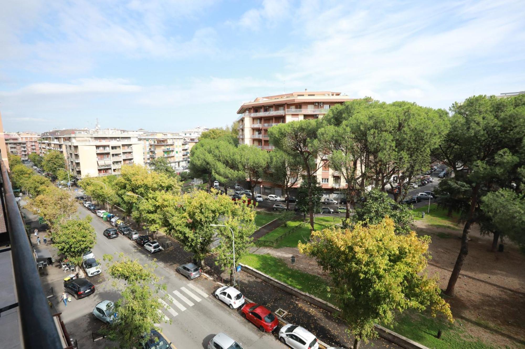 Unique Prenestina Roma