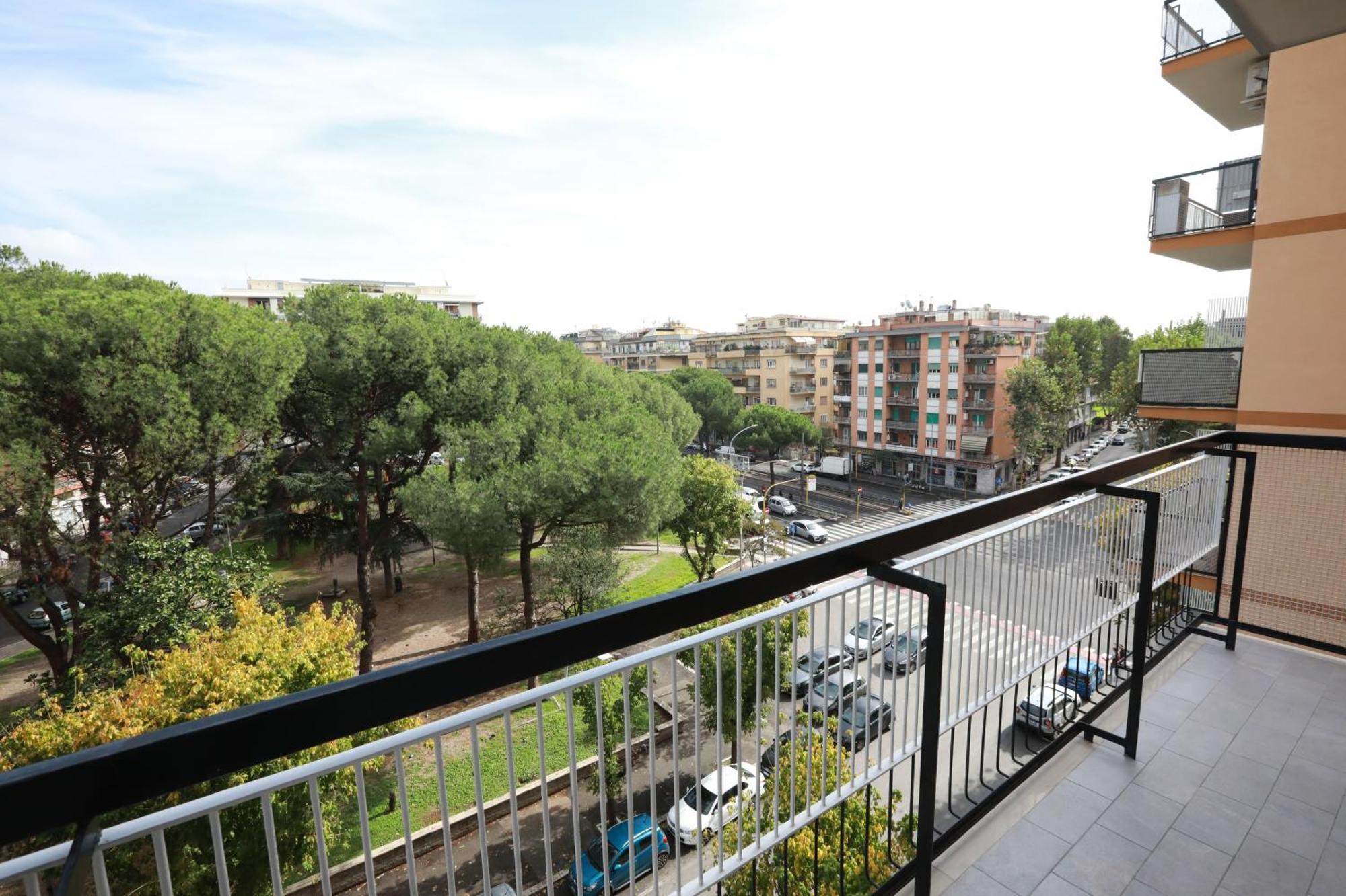 Unique Prenestina Roma