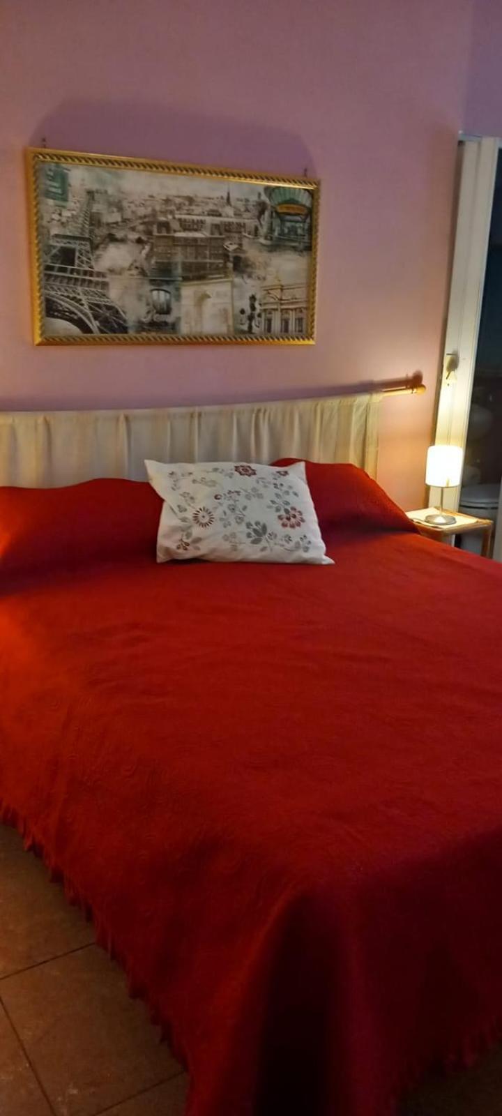 Cosmopolitan Bed & Breakfast *