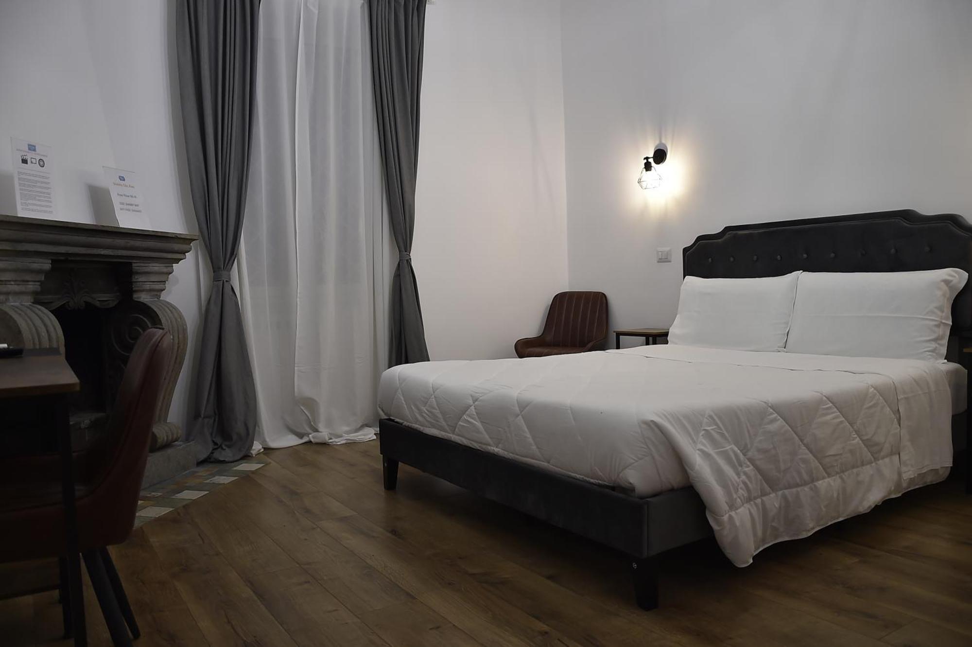 Chic Cattolica Gemelli * Roma